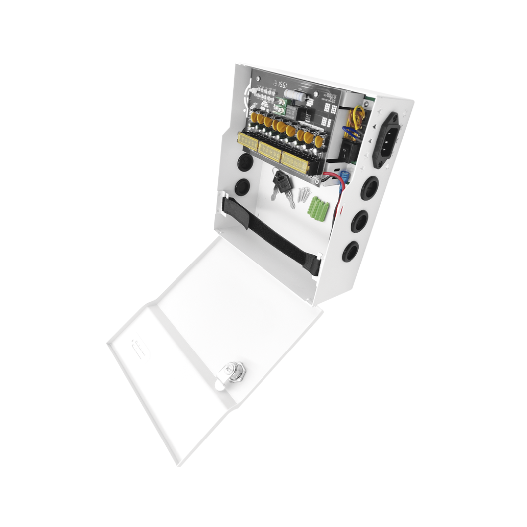 Fuente EPCOM con 9 salidas independientes y 10 amperes totales